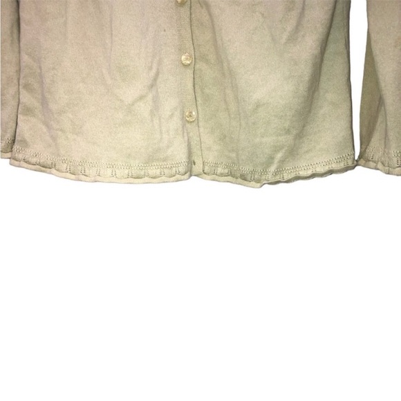 ESCADA Cashmere Silk pale pastel green cardigan sweater 40 M
no flaws 
38 bust - Picture 4 of 8